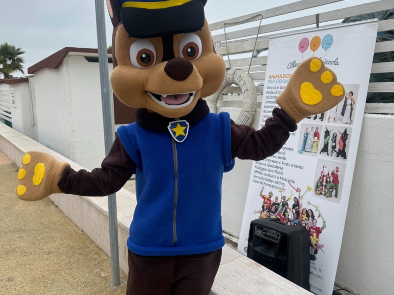 Mascotte Chase - Allegra Combriccola Mascotte Chase di Paw Patrol durante un evento dell'Allegra Combriccola